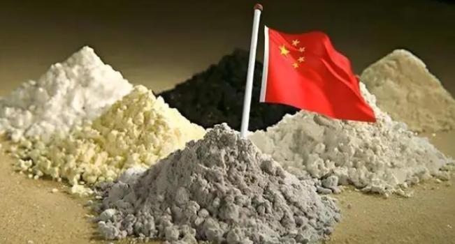 我感觉一旦中国不向美国出售稀土，美国可能将强势施压，把中企踢出全球股市、剔除SW
