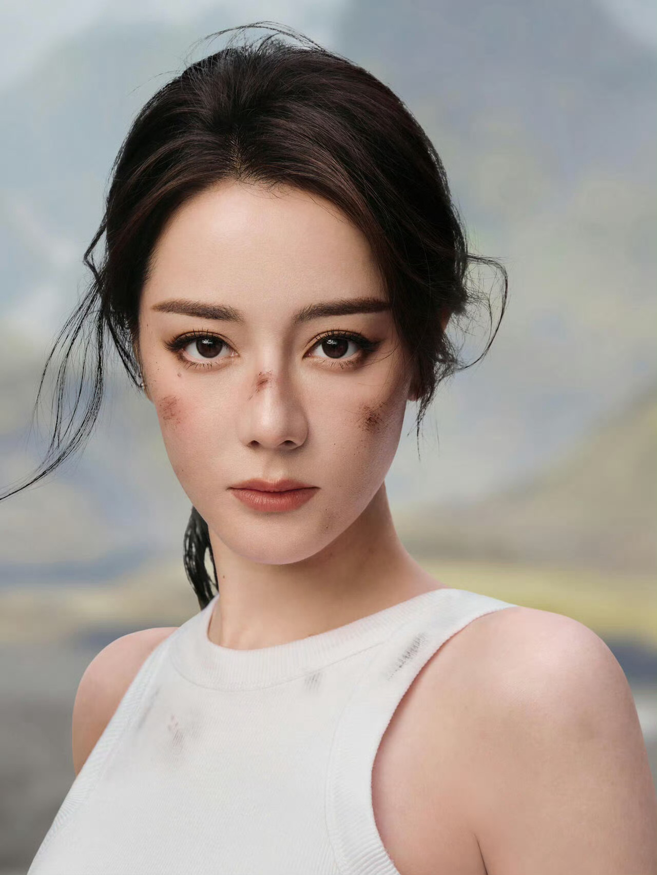 还是那句话，全内娱最最最适配路虎的权威代言人就是迪丽热巴。 
