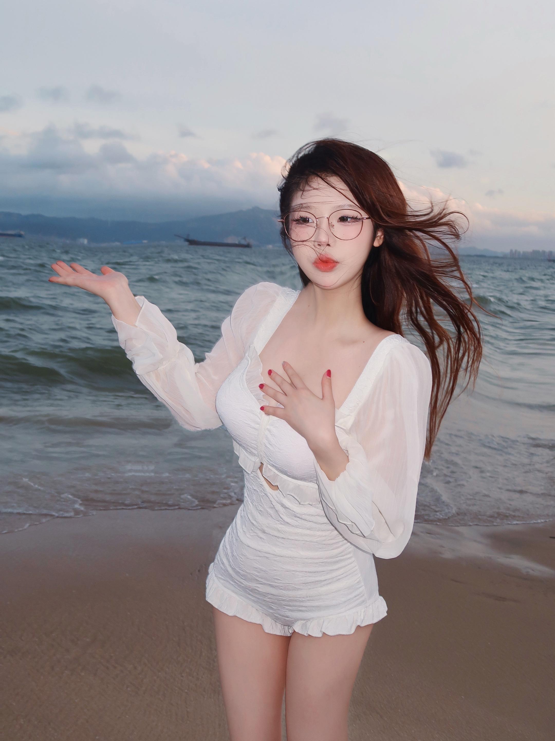 此时此刻。