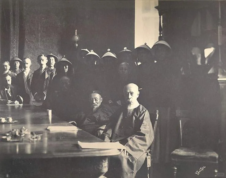 1901年9月7日，李鸿章和庆王爷奕劻与英、美、俄、法、德、意、日、奥...