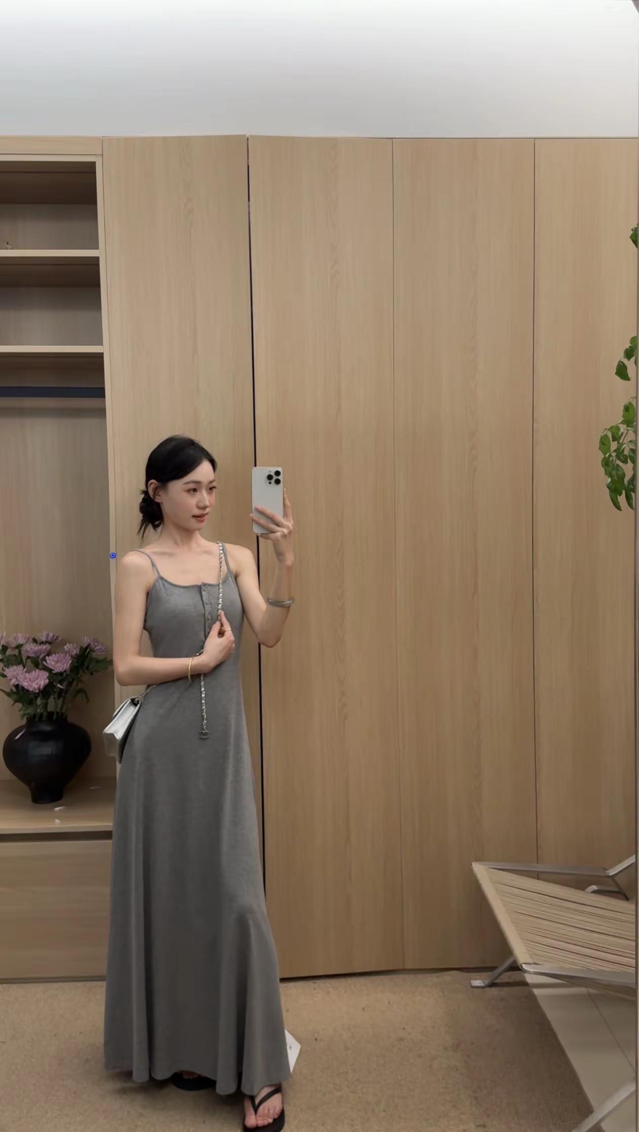 运城在哪买衣服。黑裙穿搭 日常穿搭自由