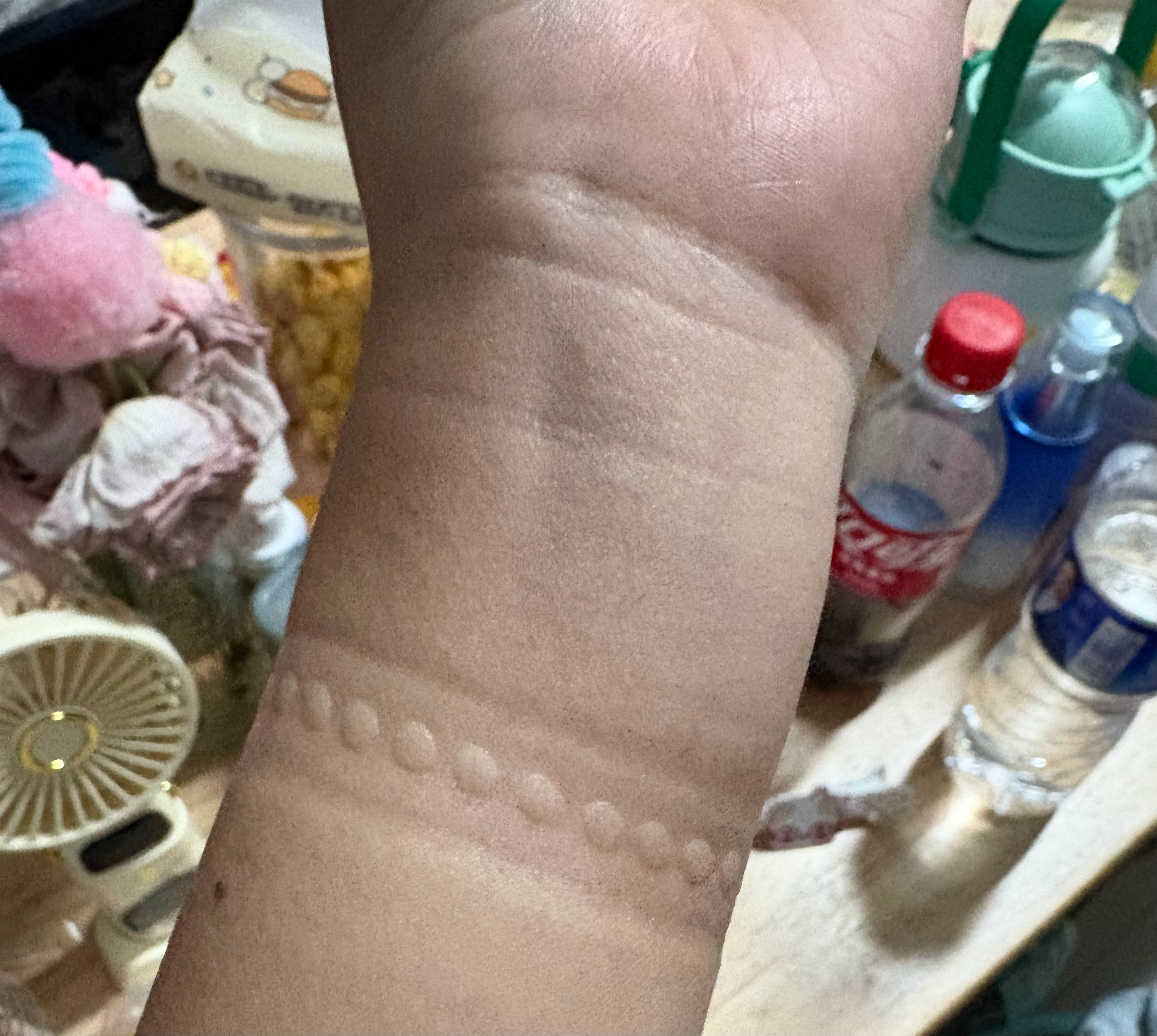 手环带子？ 