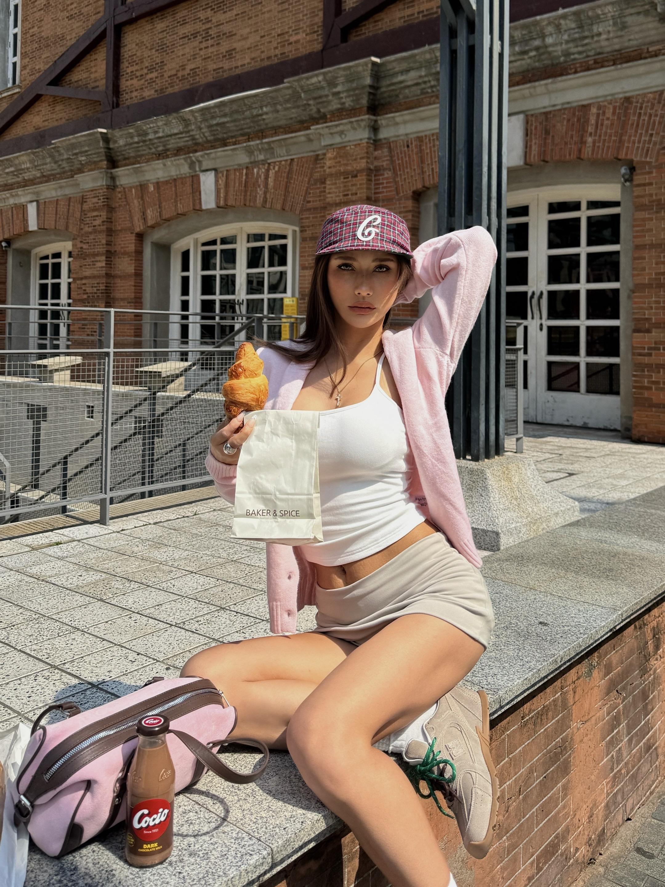 想了半天漂亮话 发现漂亮的是我。