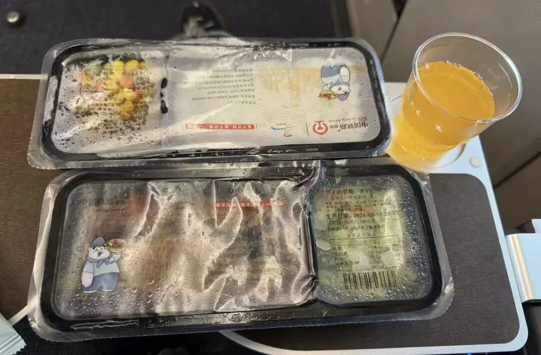 消息已证实！济南局商务座免费配餐悄悄下线了，客服：正式取消，仅内部下发通知