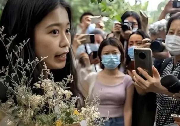 她曾仅凭一篇网络发文，凭空诬告朱军骚扰，败诉后欠朱军36万赔偿款一直不还，如今她