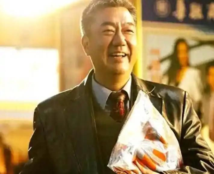 演员董勇说：我第一段婚姻维持了十年，失败的主因在我，我太太非常好，她比我年长，但