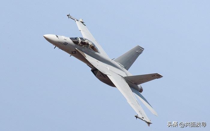 原来美国没有说谎，有视频可以证明，至少有一架F15战斗机，确实是被科威特空军F1