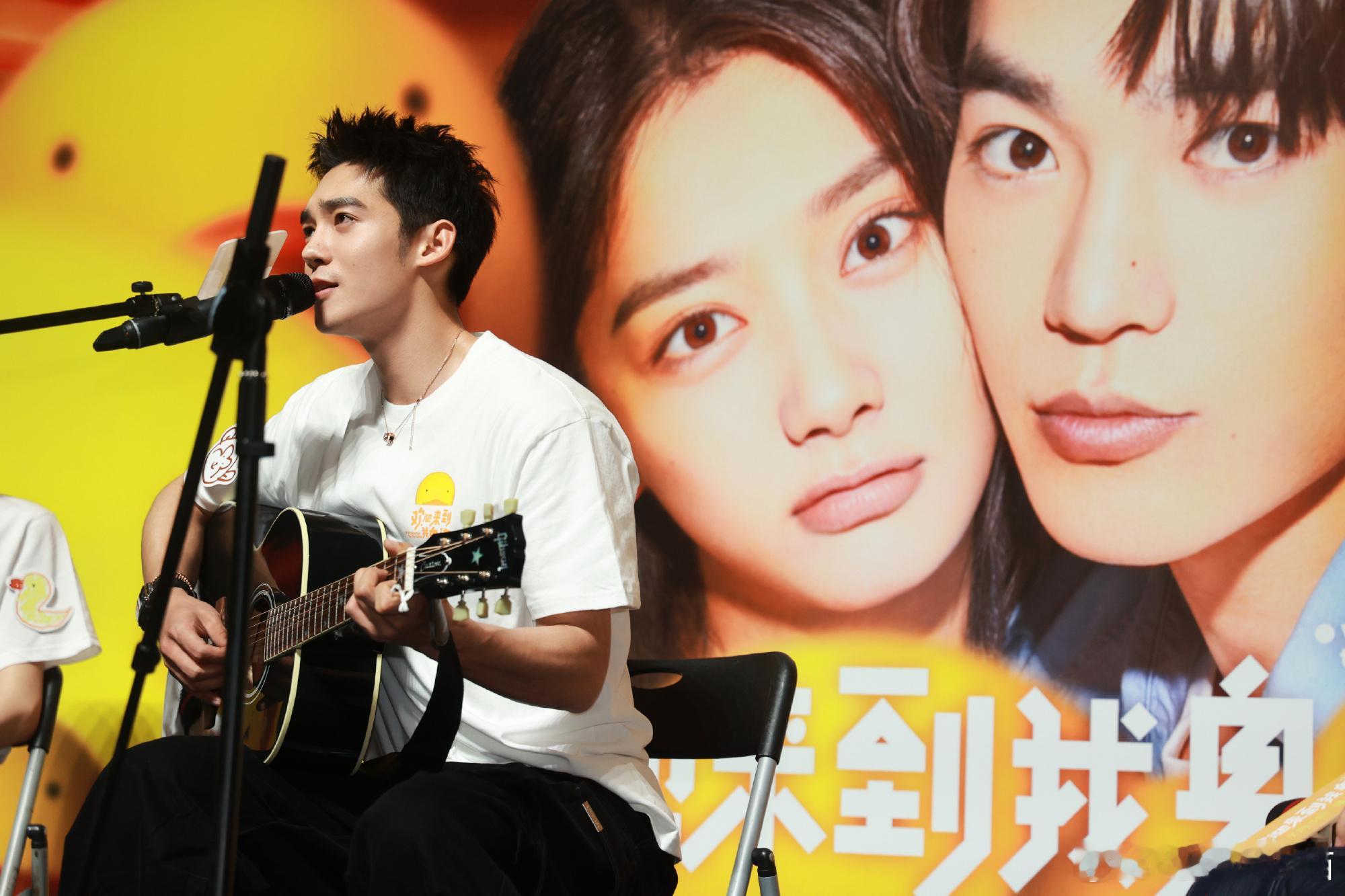 #北京有于适啊#说到于适就想到了他的新作品《欢迎来到我身边》，于适的颜值和身材很