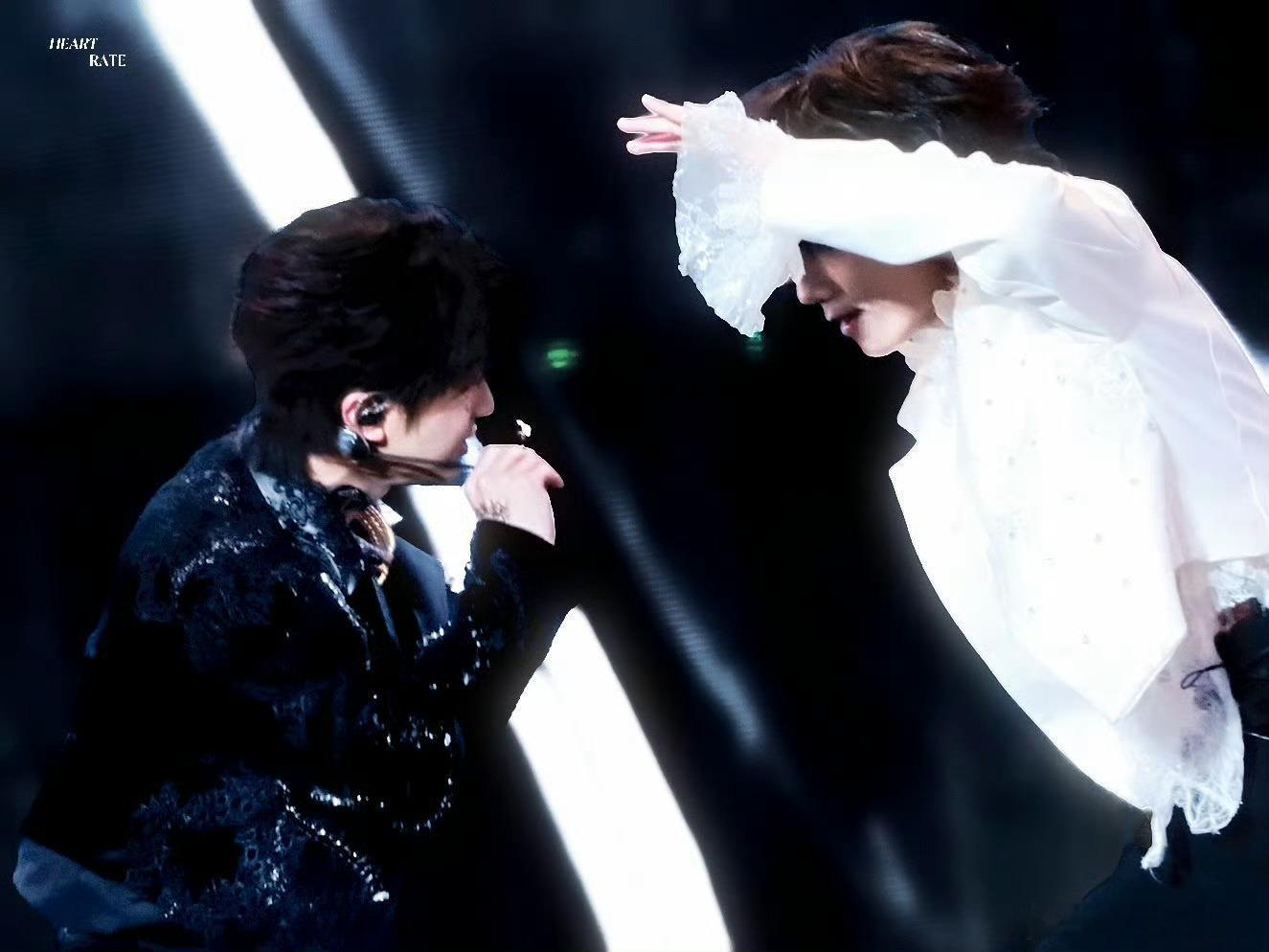 橹穆啊？你怎么知道今天是橹穆双人舞台《来自天堂的魔鬼》100天欢迎来参加孩子百日