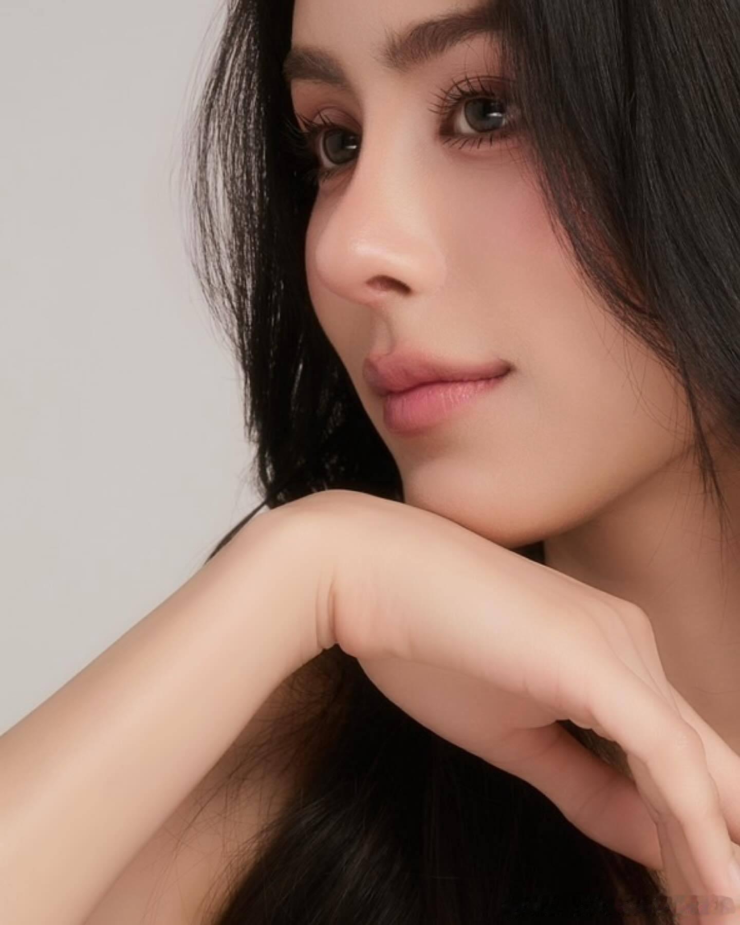 punpreedee 女鹅IG&X更新！这组拍得好啊！妆容也正常！简简单单就很好