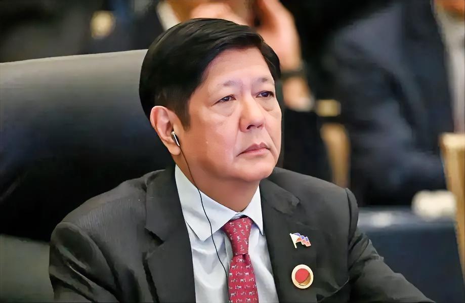 小马科斯给白宫打完电话后，才发现事情不对头，连忙对华释放缓和信号！

最近菲方在