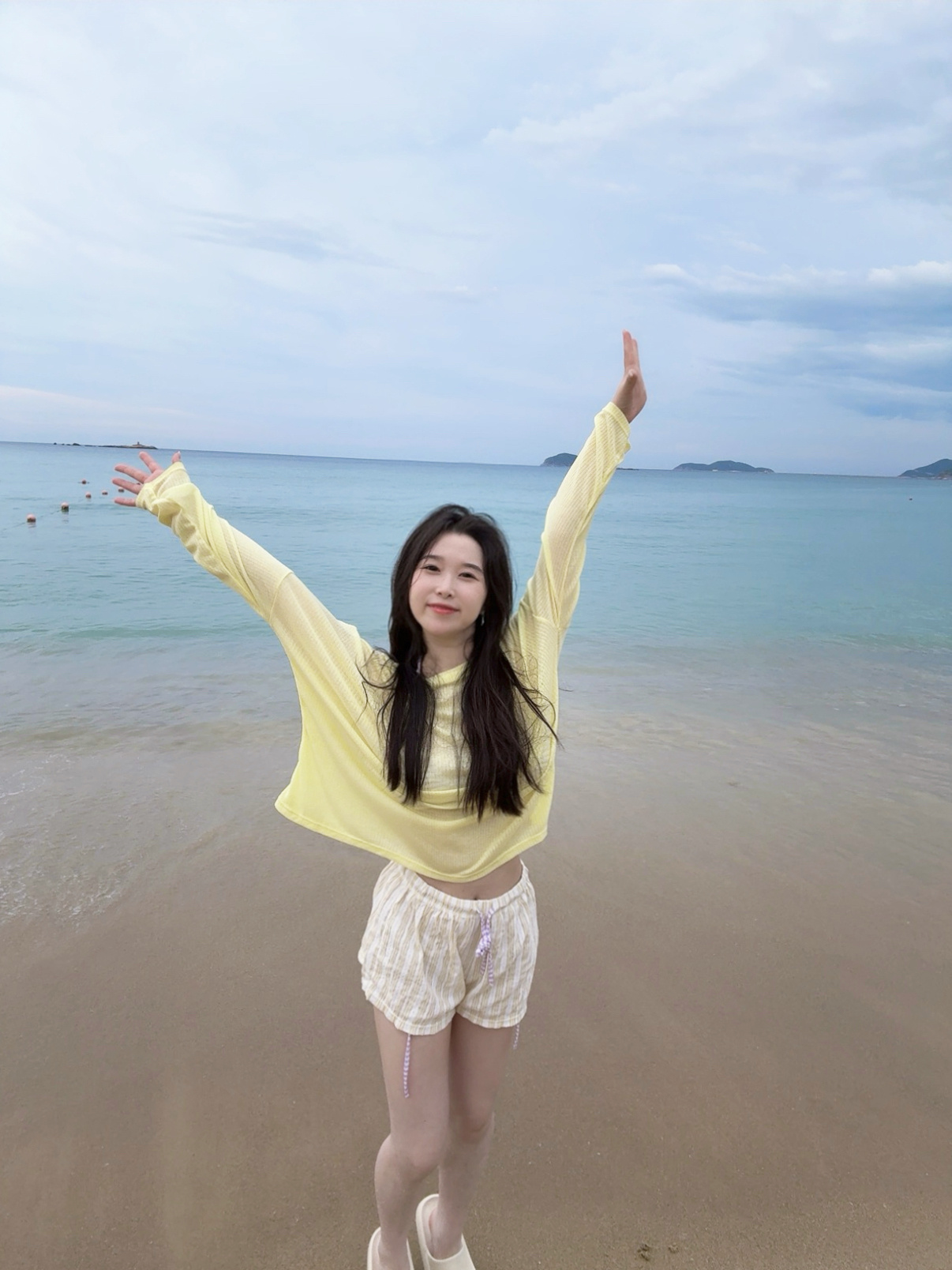 关于我的海岛plog吹着海风好好好幸福🥂🏝️🍾  ​​​