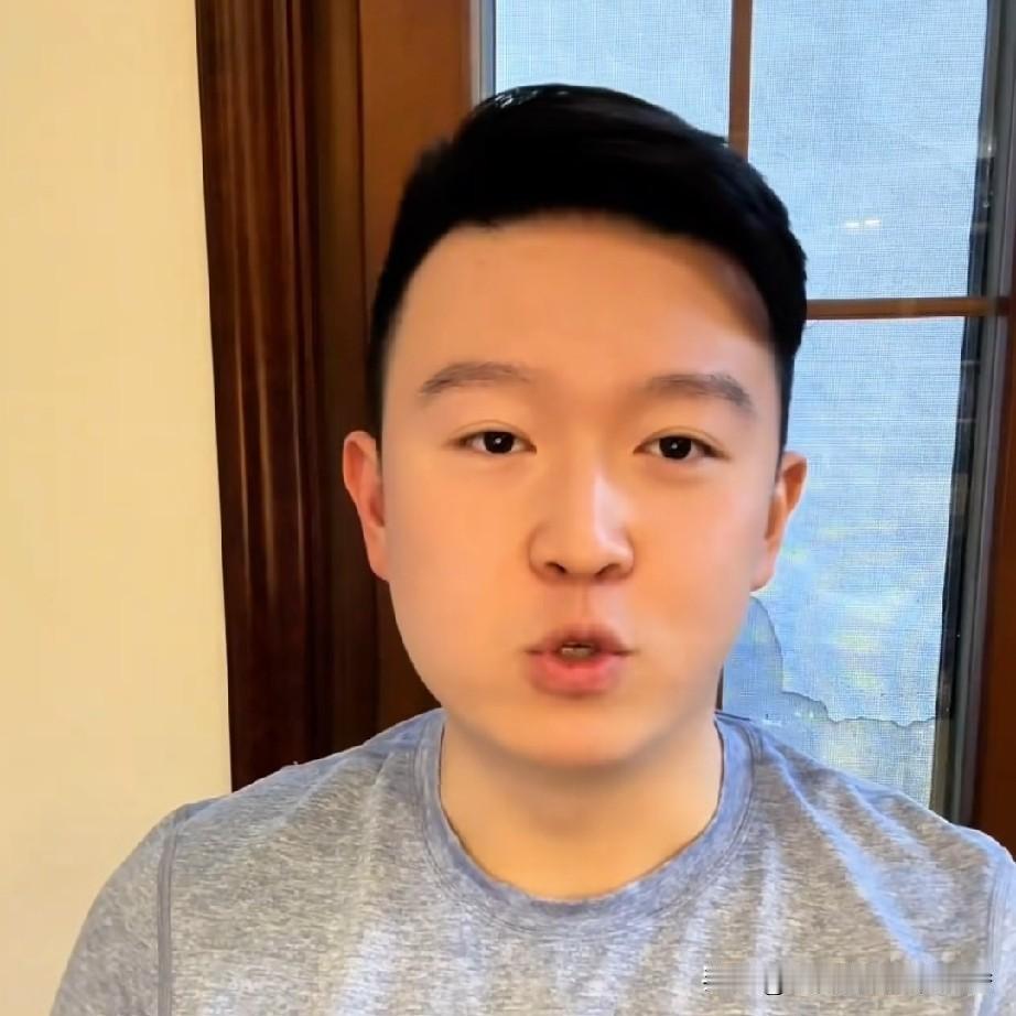 巴彦说:“关于这件事到底是真是假呢？这个事是真的，我爸没有允许我哥参加我爷爷的葬