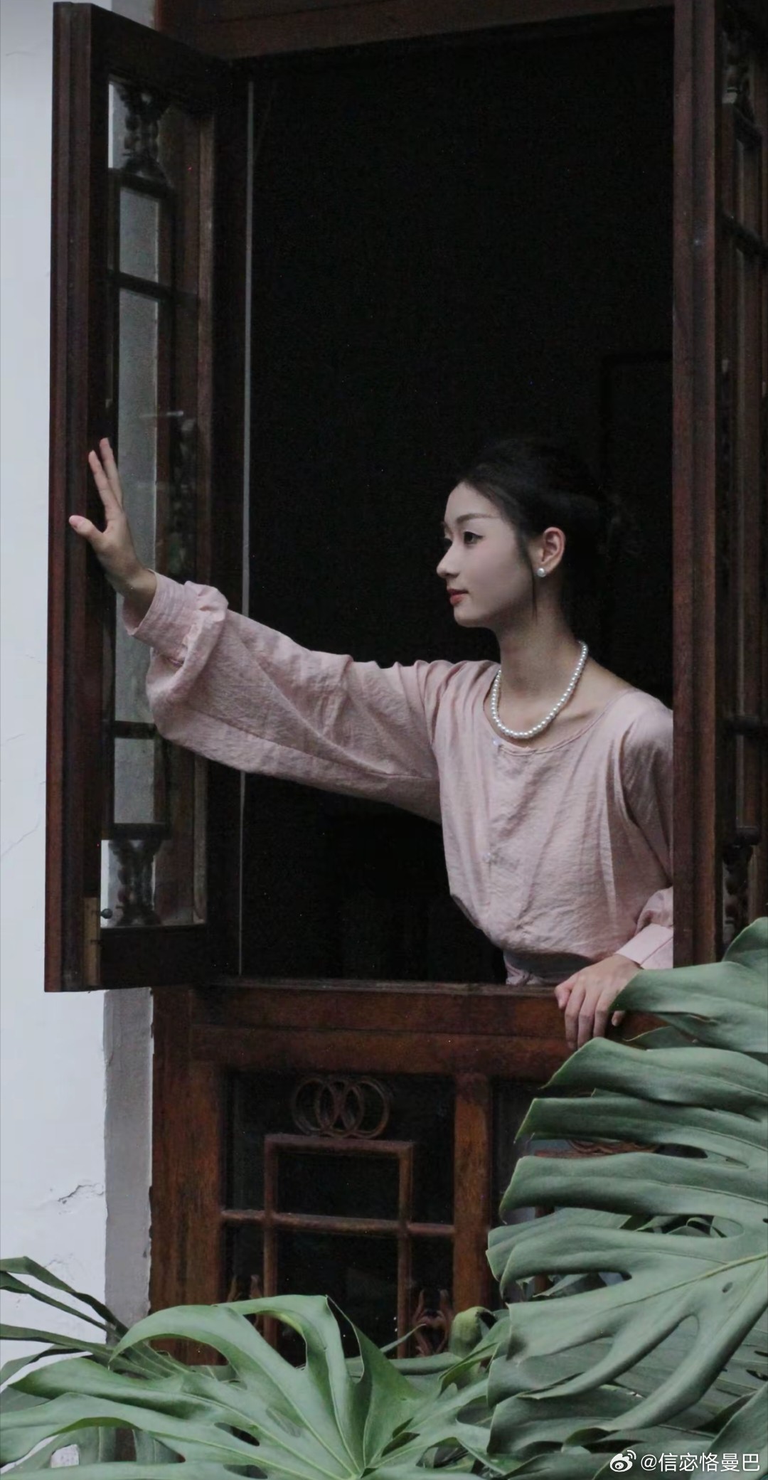 美女清纯女孩小姐姐时尚穿搭