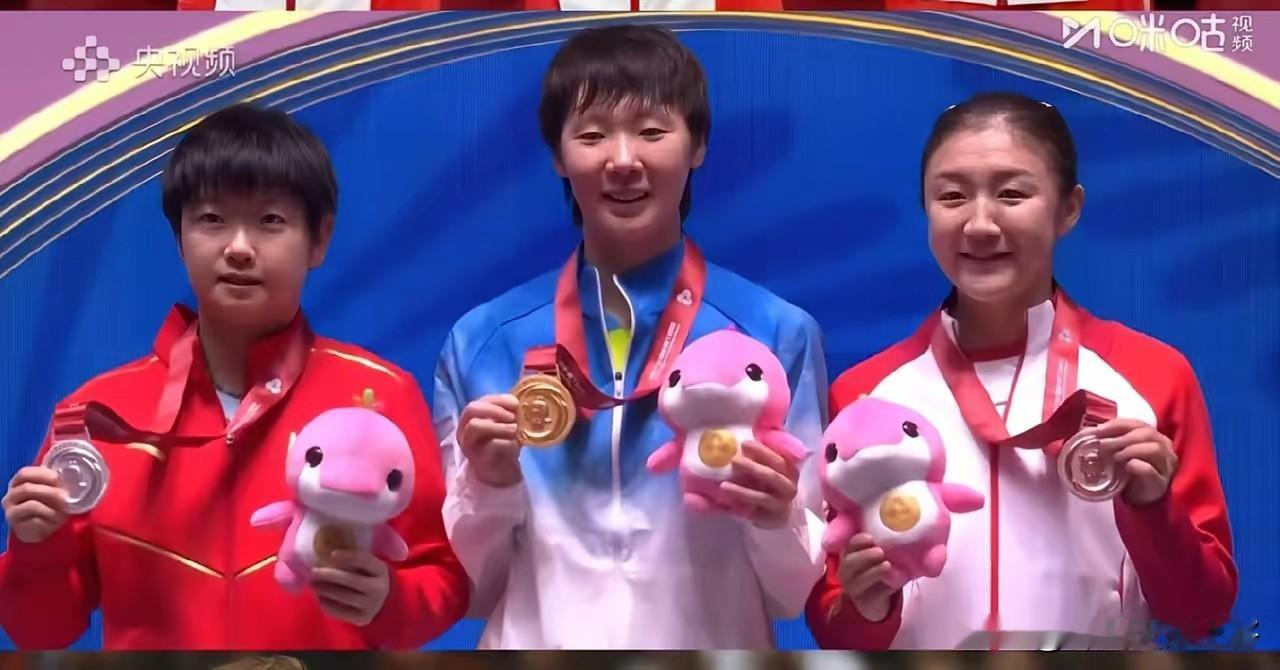 被称为神仙打架的全运会乒乓球项目女单比赛，终于落下帷幕。王曼昱再次4：2战胜孙颖