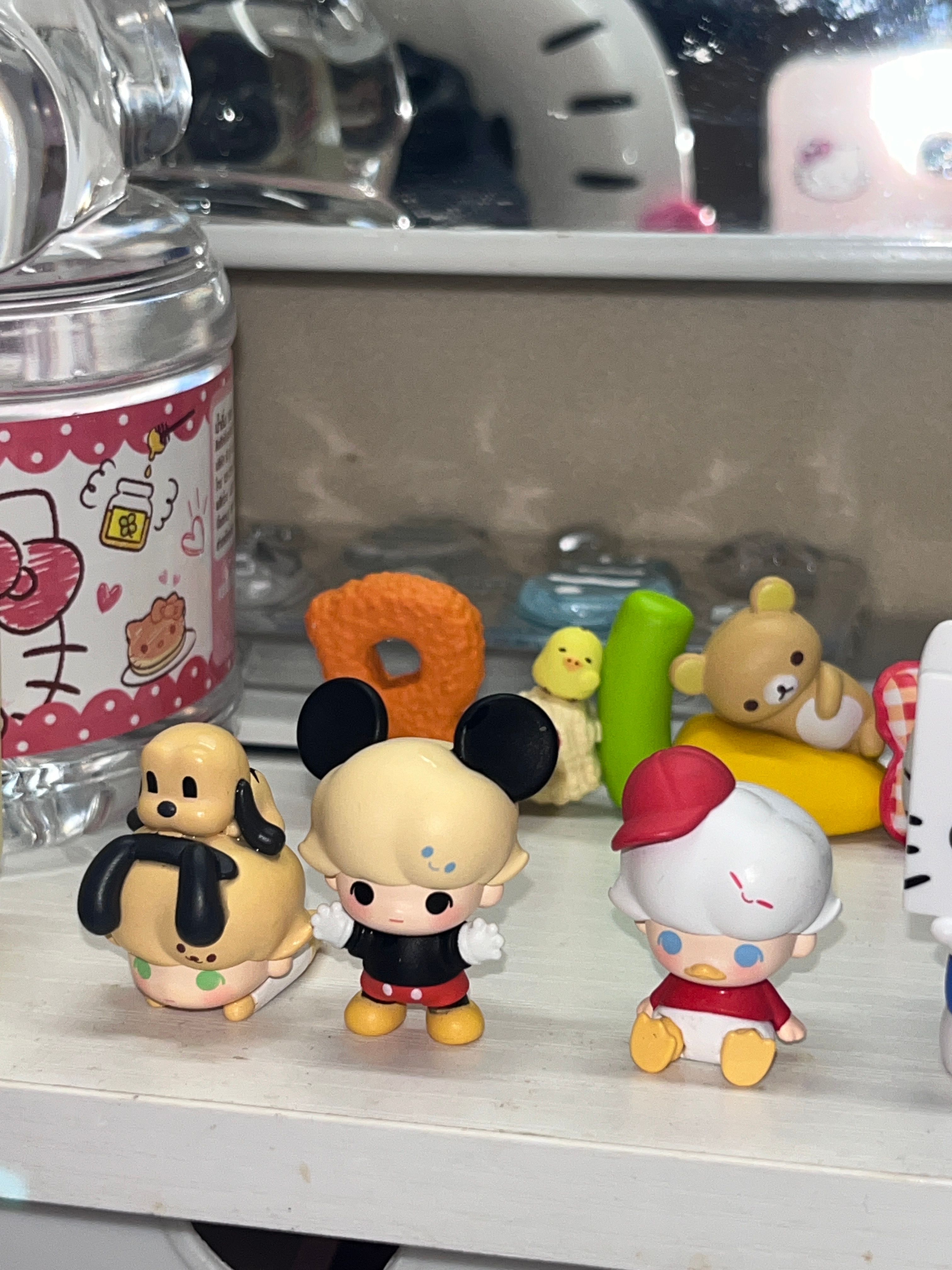 泡泡玛特的这个盲盒也太萌了哈哈哈，我第一个就拆到了米奇🥰☺️ ​​​