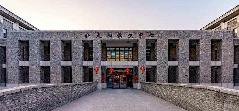 我正在参加天南地北大拜年活动，每日完成任务就有机会瓜分80万现金红包，最高能拿2