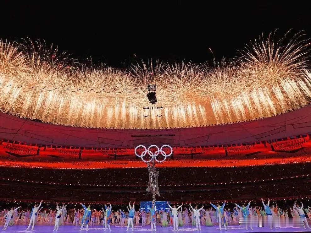 2008年北京奥运会

· 核心风格/评价: 无与伦比、壮观雄伟、东方文明的史诗