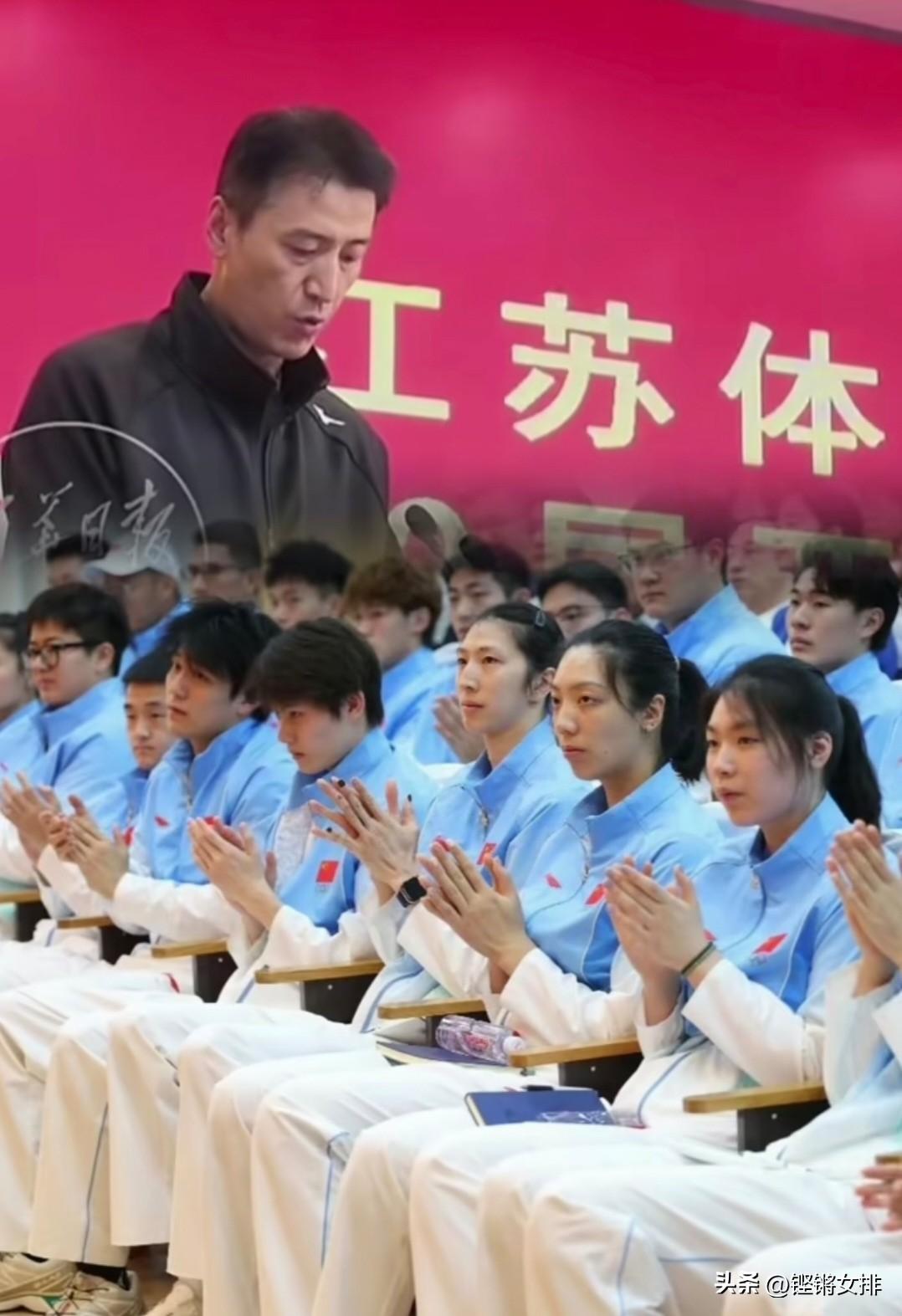 他和他的团队注定载入史册！

施海荣真的太优秀了，他现在的团队也是各梯队人才扎堆