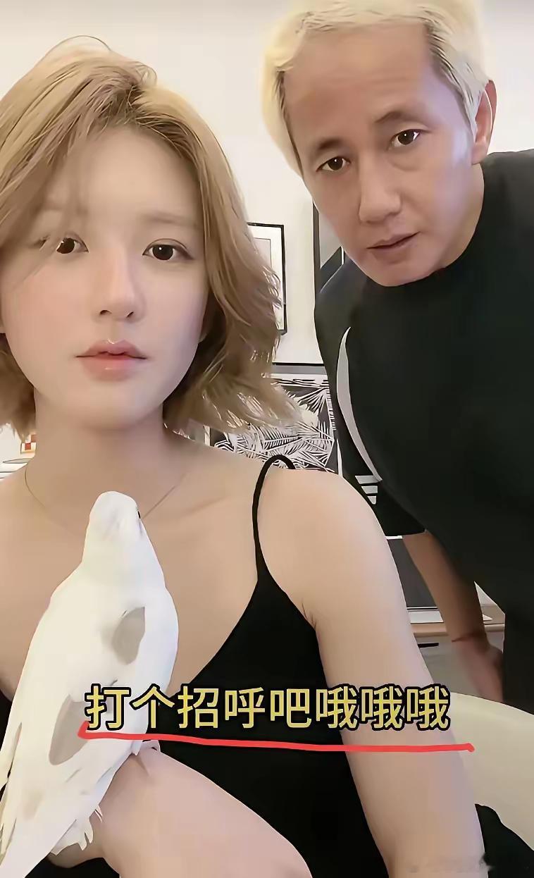 🔺🔺劝大家一句，🔺🔺千万别被表象骗了。赵露思之所以有底气敢和公司撕破脸，