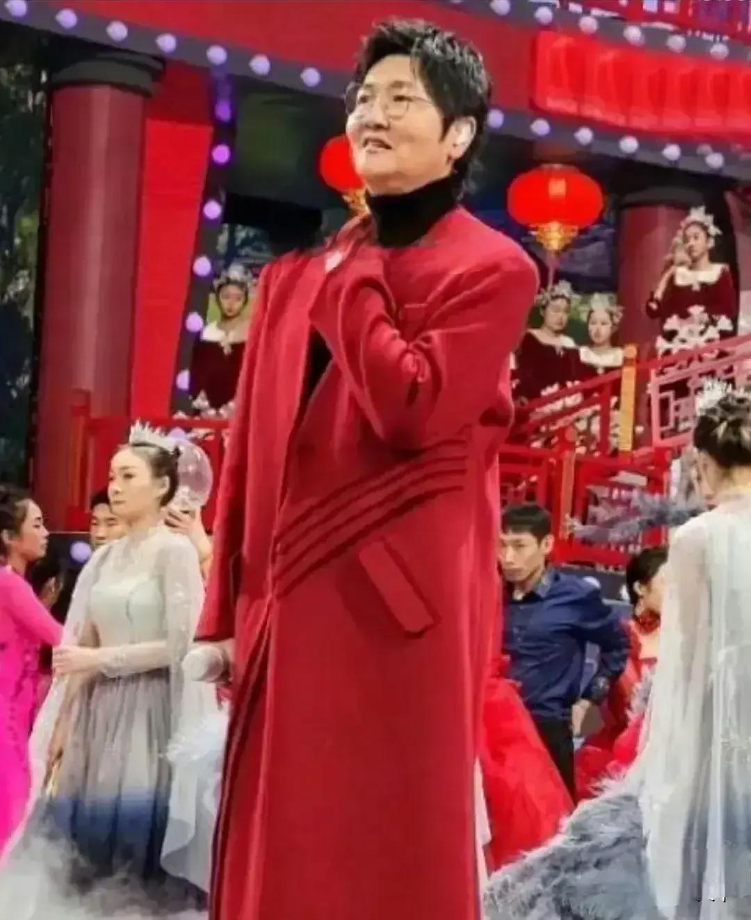 像个老太太啊[捂脸]