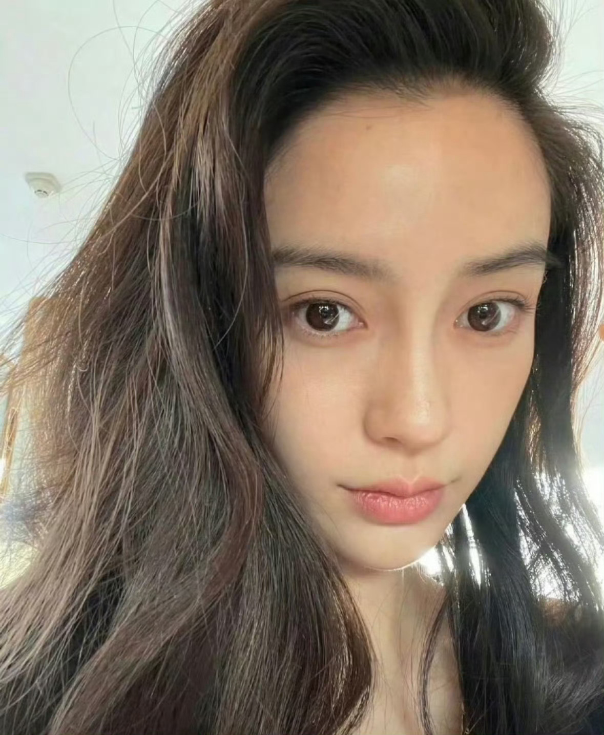 angelababy ｜杨颖 你的照片真棒，我不是在夸你的美貌，我只是在提醒你，