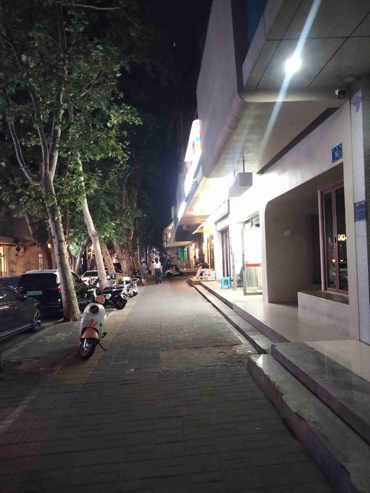 我的今日状态：😁轻松愉快
我这里的天气：☀️晴天