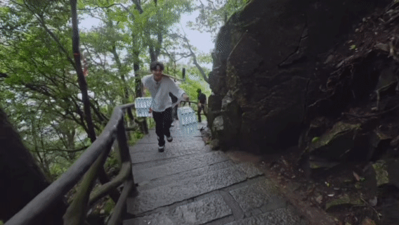 何广智暴走追师傅那段看得人又好笑又感动！明明累得不行却还在坚持，这种真实拼搏的精