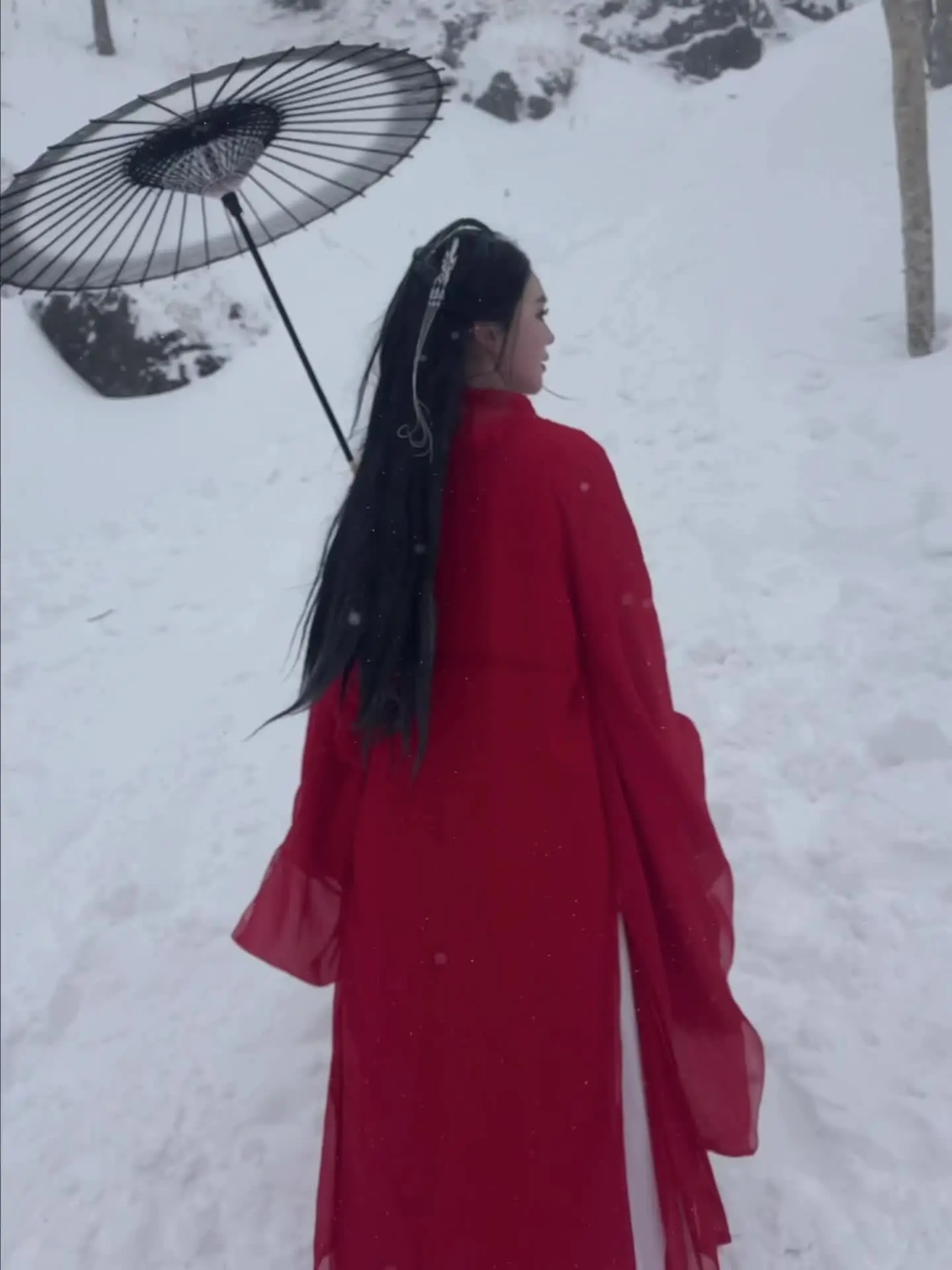提升自己的途中，就别东张西望了
