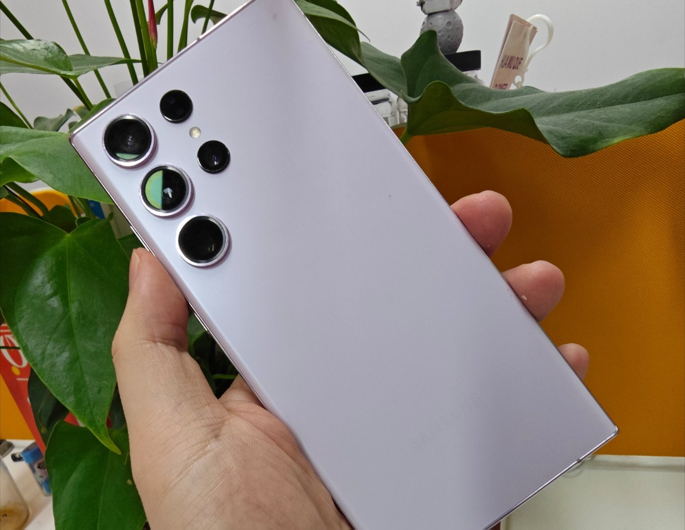 说说最近的主力机型三星S23Ultra摄影能力依然是最顶级的存在，3倍10倍光学