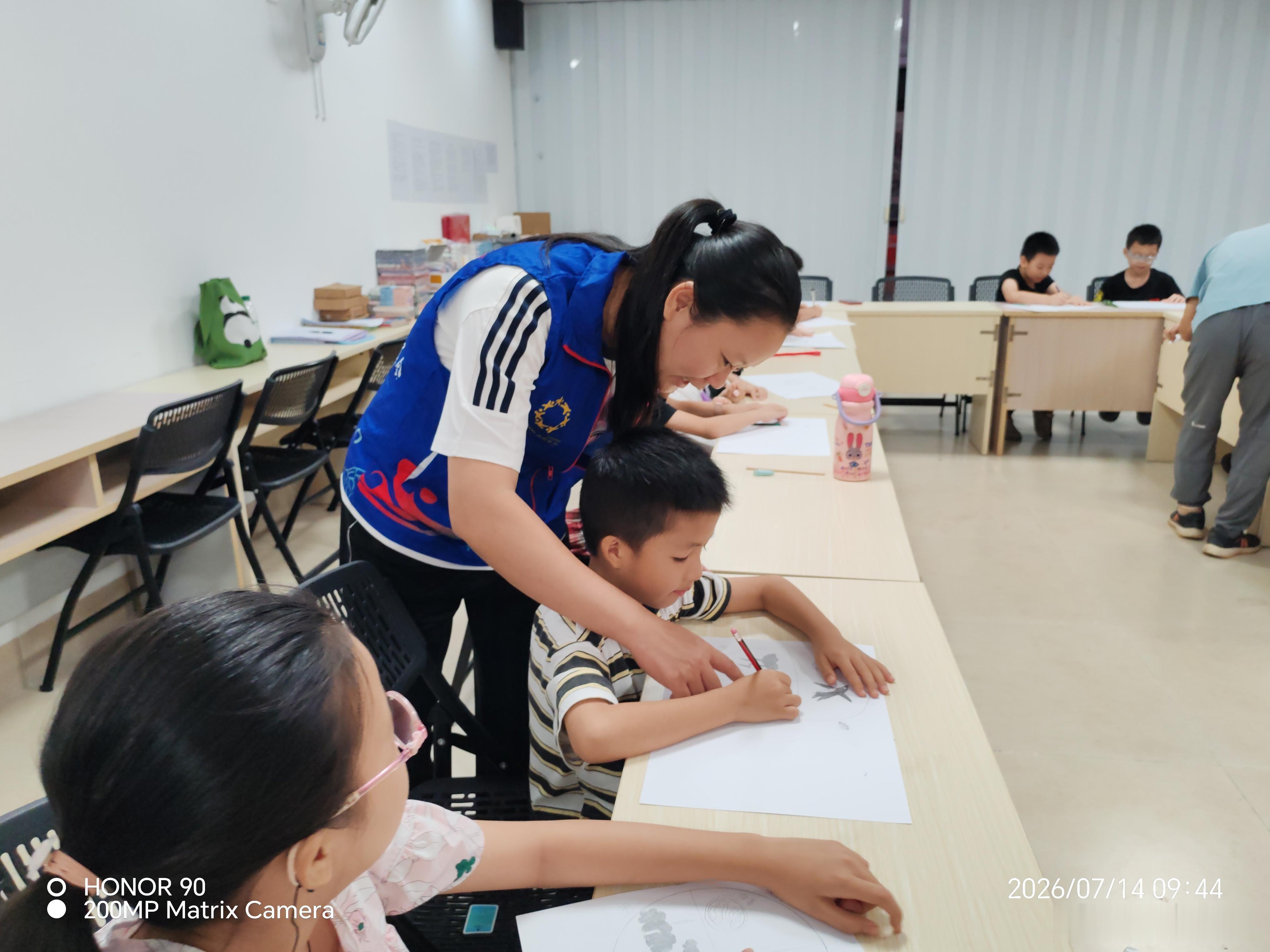 海口免费公益暑托班正式开班暑假双职工带娃难题解决啦！海口和平南街道40天免费公益