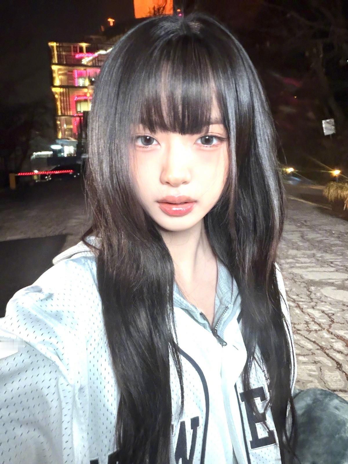 【Theqoo】反响超好的KiiiKiii KYA刘海自拍，甜美可爱的plmm~