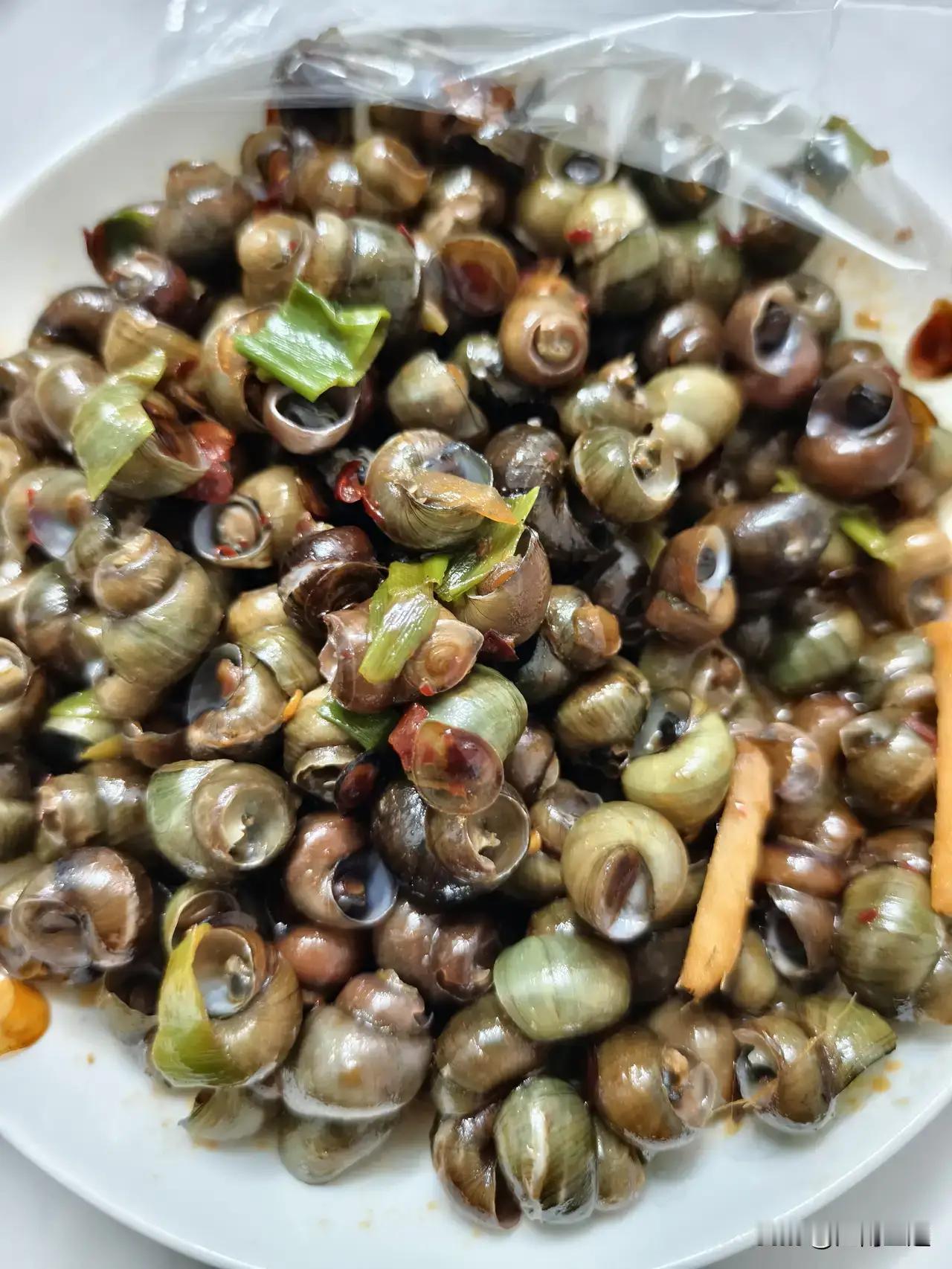 螺肉藏毒？一口鲜香背后的健康修行

诸位看官，今儿咱们不聊风花雪月，不谈家长里短