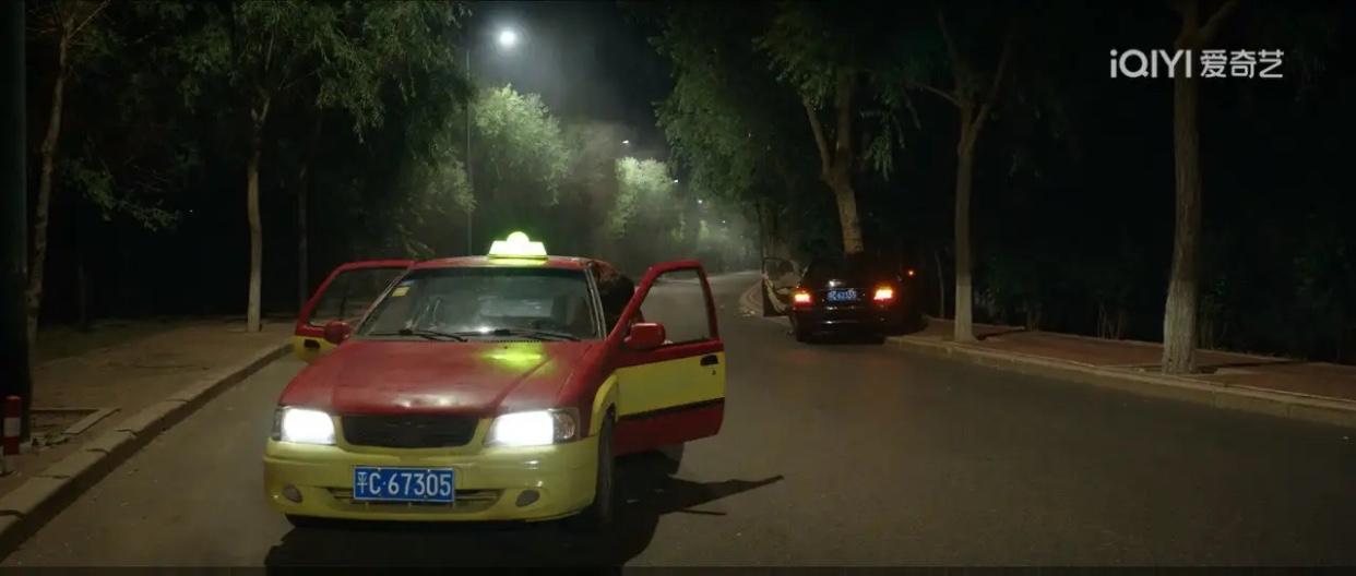低智商犯罪杜聪我严重怀疑你在修车厂有股份，为什么别人不撞车就你天天撞车？！而且开