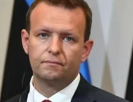 就问中国怕不怕，强大的爱沙尼亚发布最后的通牒，中国如果选择俄罗斯，那么爱沙尼亚将