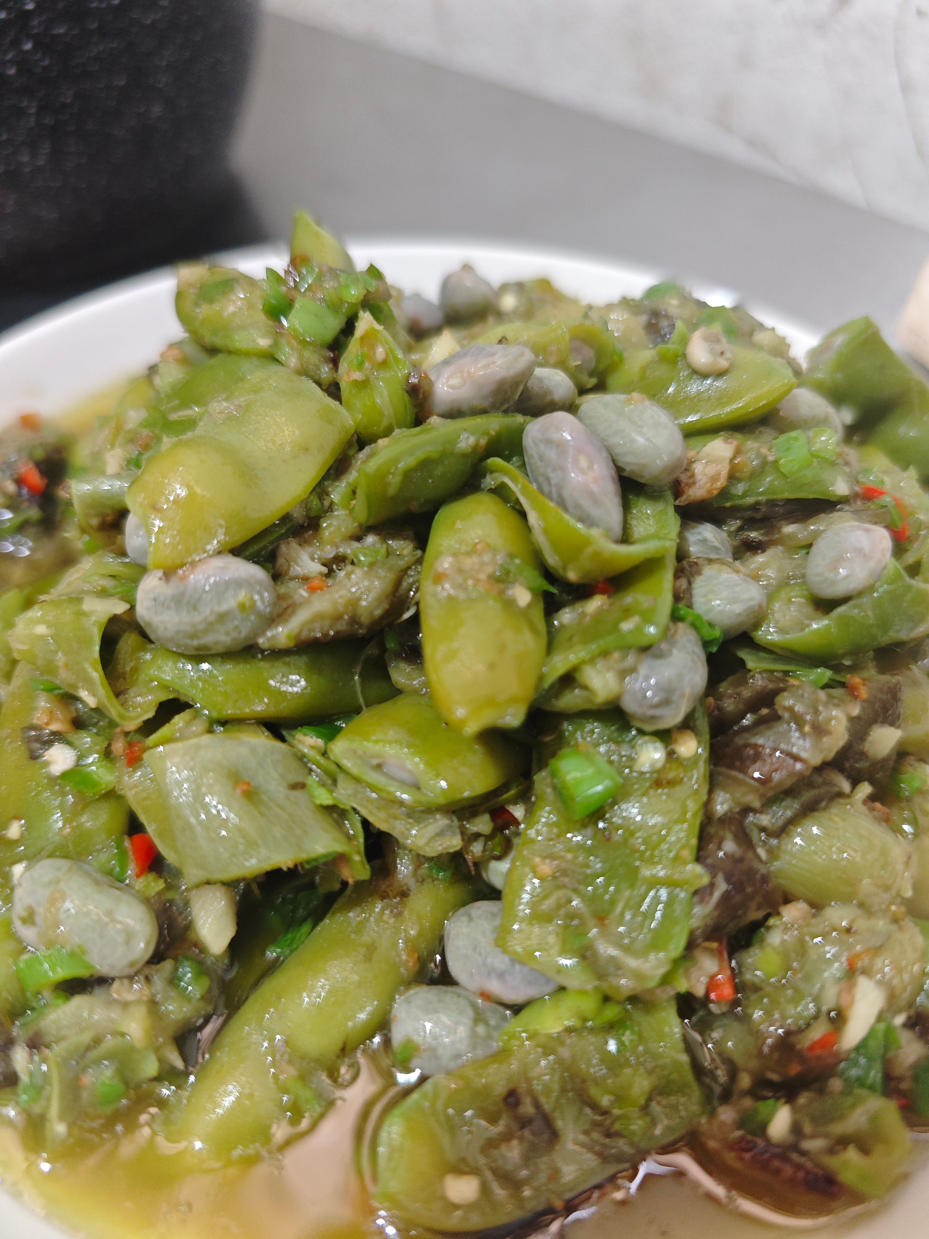 今晚晚餐，粉蒸肉，烩豆角，小白菜汤，简单点。 ​​​