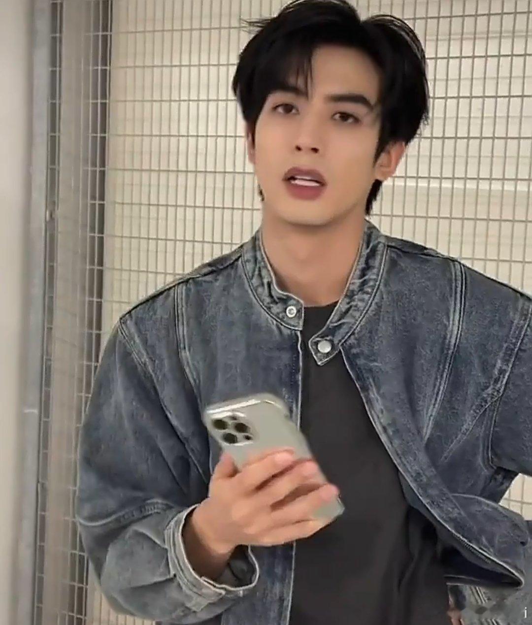 鞠婧祎宋威龙可以二搭嘛浓颜系的天菜来了 