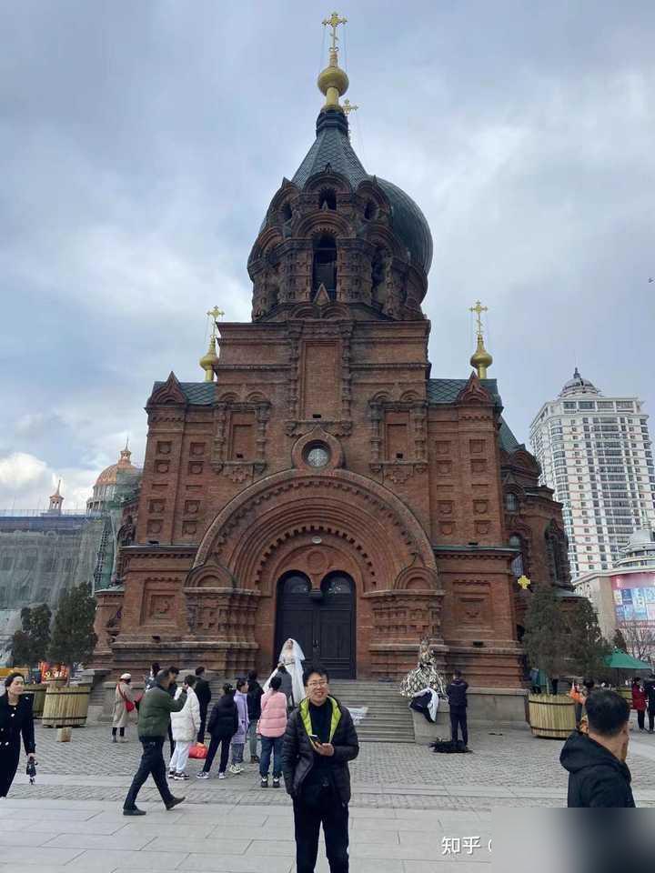如何看待哈尔滨圣·索菲亚教堂阻拦旅拍游客进入，穿马面裙旅拍也不行？真相如何？

