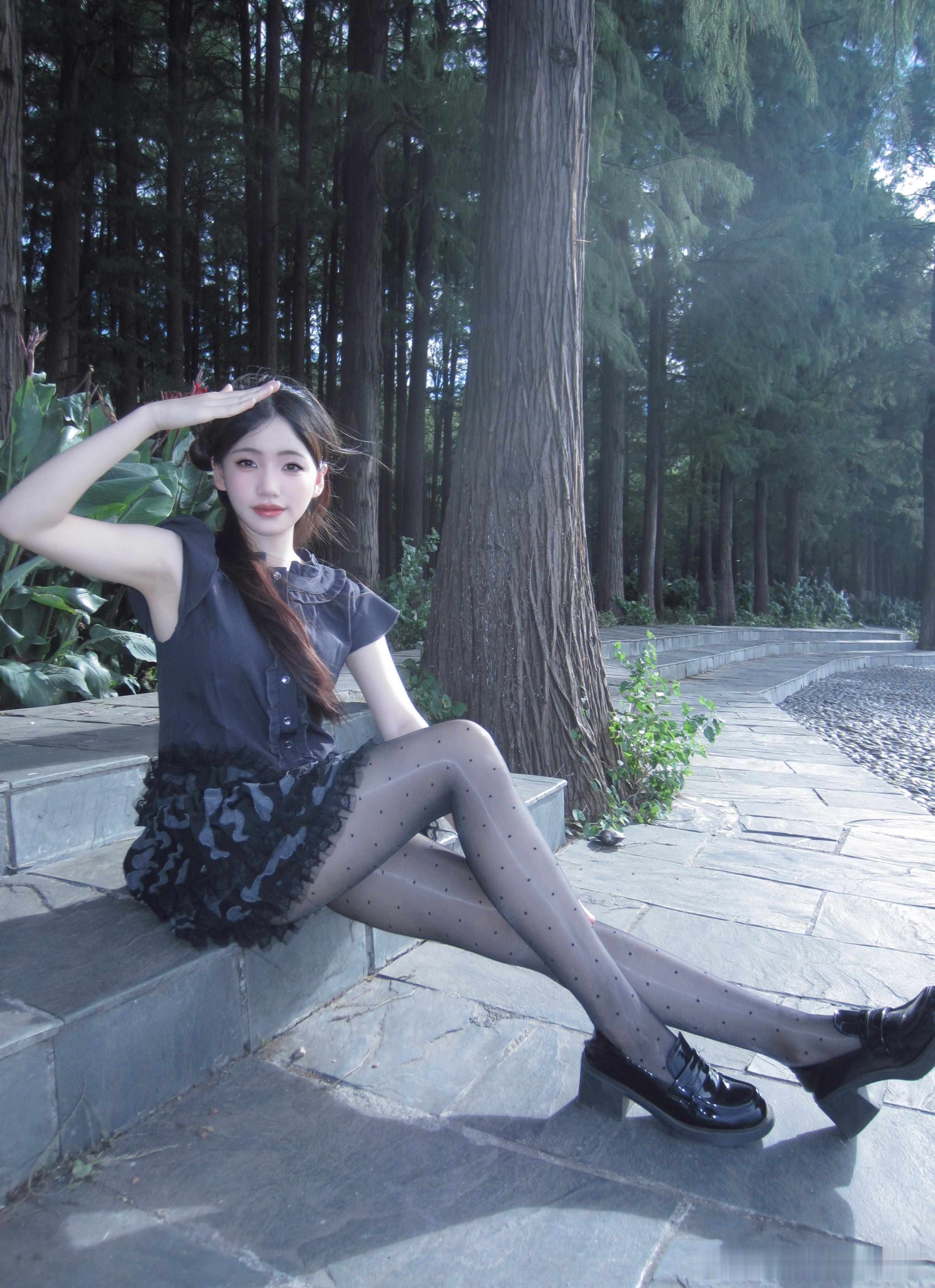 黑色系好好看呀～ ​​​