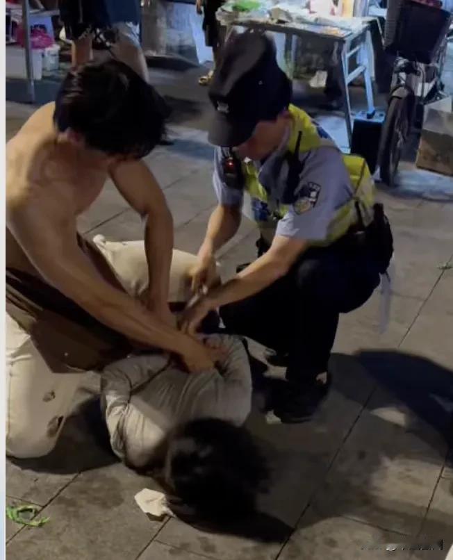 大方向对了，黑子们就不要挑刺了，谁也不是电影的英雄主角做到完美！喷子们除了嘴炮厉