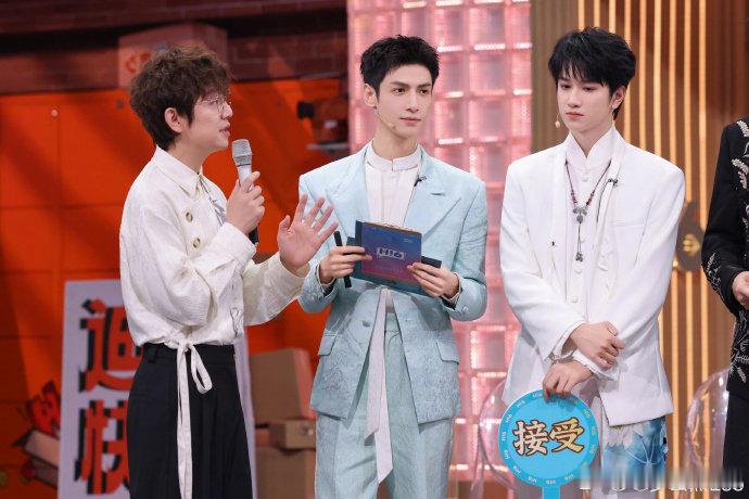 唐俪辞在好六街 你好星期六唐俪辞要在好六街营业了！《水龙吟》的古风角色配综艺，这