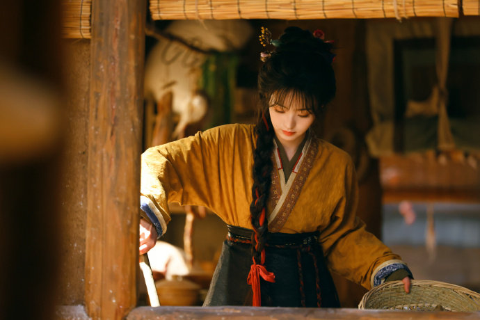 田曦薇樊长玉美萌属性大爆发 田曦薇樊长玉美萌属性大爆发，谁懂这个长玉的美萌感呢，