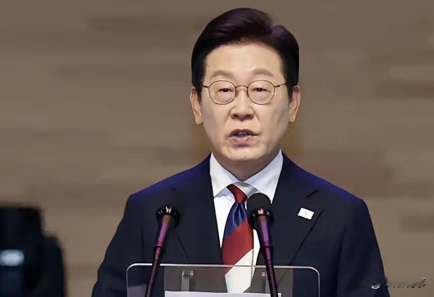 果不其然，李在明在华盛顿一句“安全靠美国，经济不再靠中国”，把韩国出口三成市场、