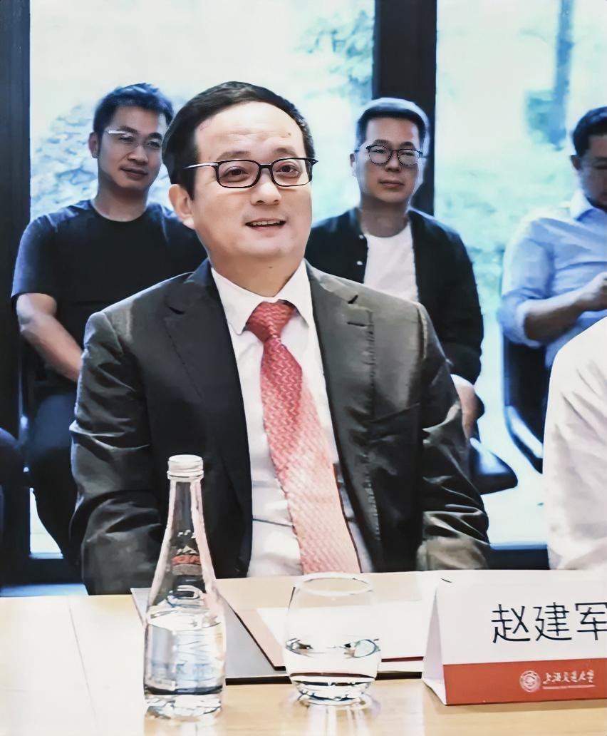 TP-Link创始人赵建军要携妻子一同购买“特朗普金卡”入籍美国来换取美政府“信