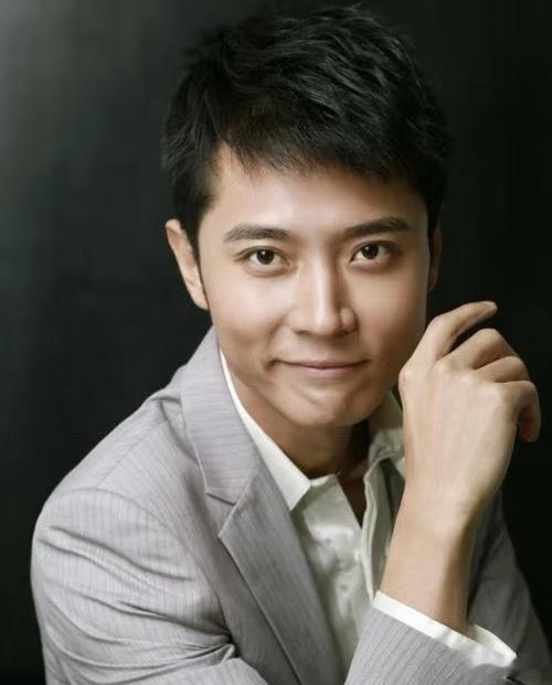丹峰哥“法海有太太”脑洞新奇，演员应忠于角色，期待他凭实力展现风采。 ​​​