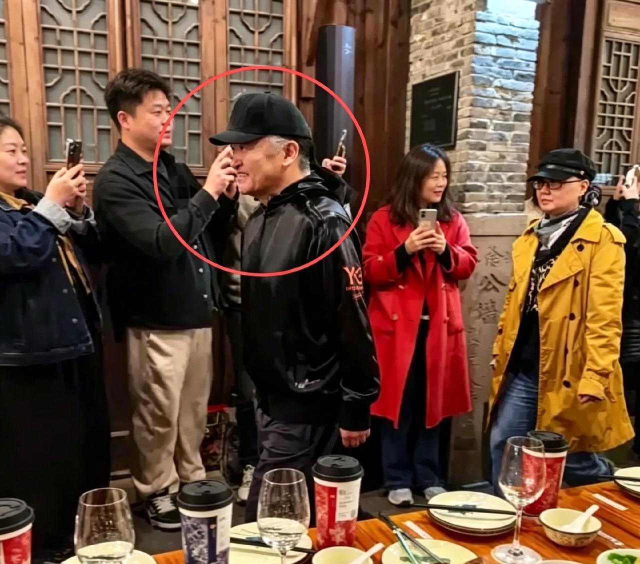 刚看到刘欢老师去世的消息，太突然了。他这烟酒加熬夜的习惯，铁打的人也受不了。听着
