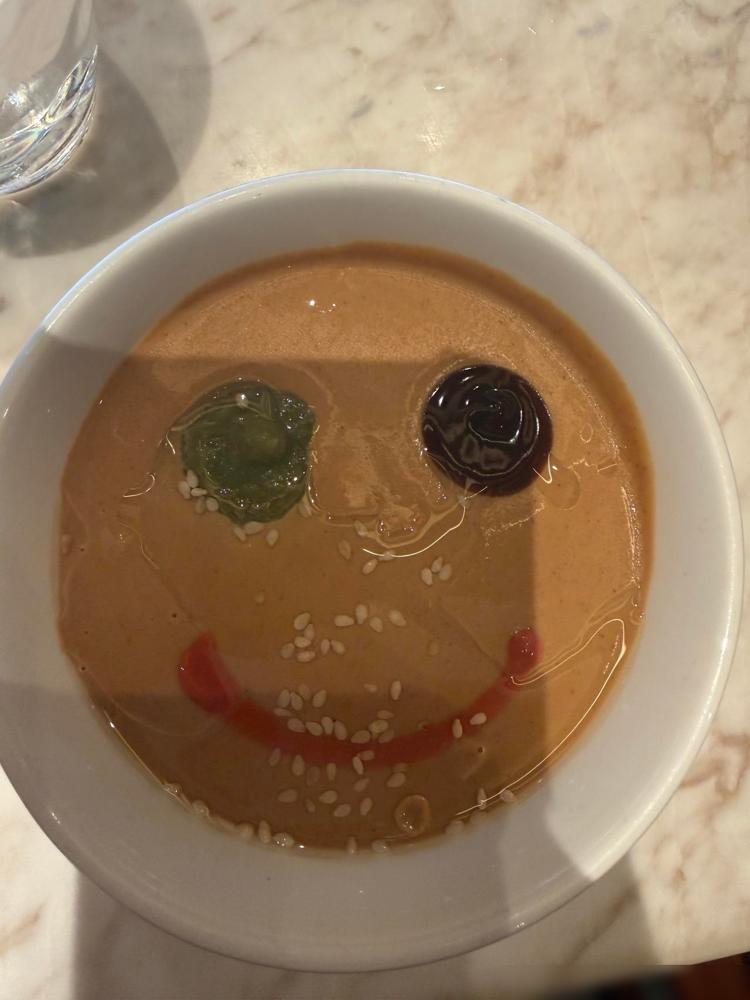办公室有个制度，每天轮流点咖啡，一个人点20杯，20个工作日循环一次，one b