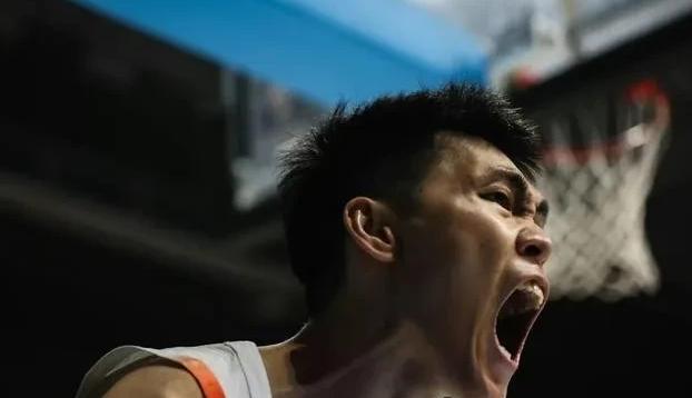 目前中国男篮后卫能争第一的并不是廖三宁和赵继伟

中国男篮后卫谁能争第一，不能只