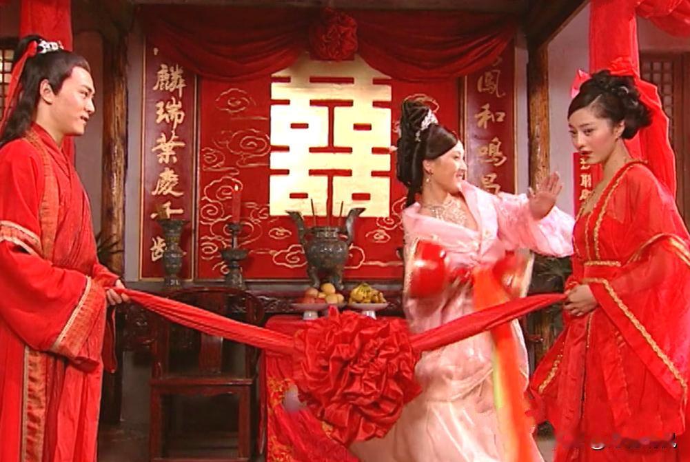 清朝光绪年间，河北良乡县有个新媳妇儿一次带着小姑子，走娘家回门，路过一处林子时，