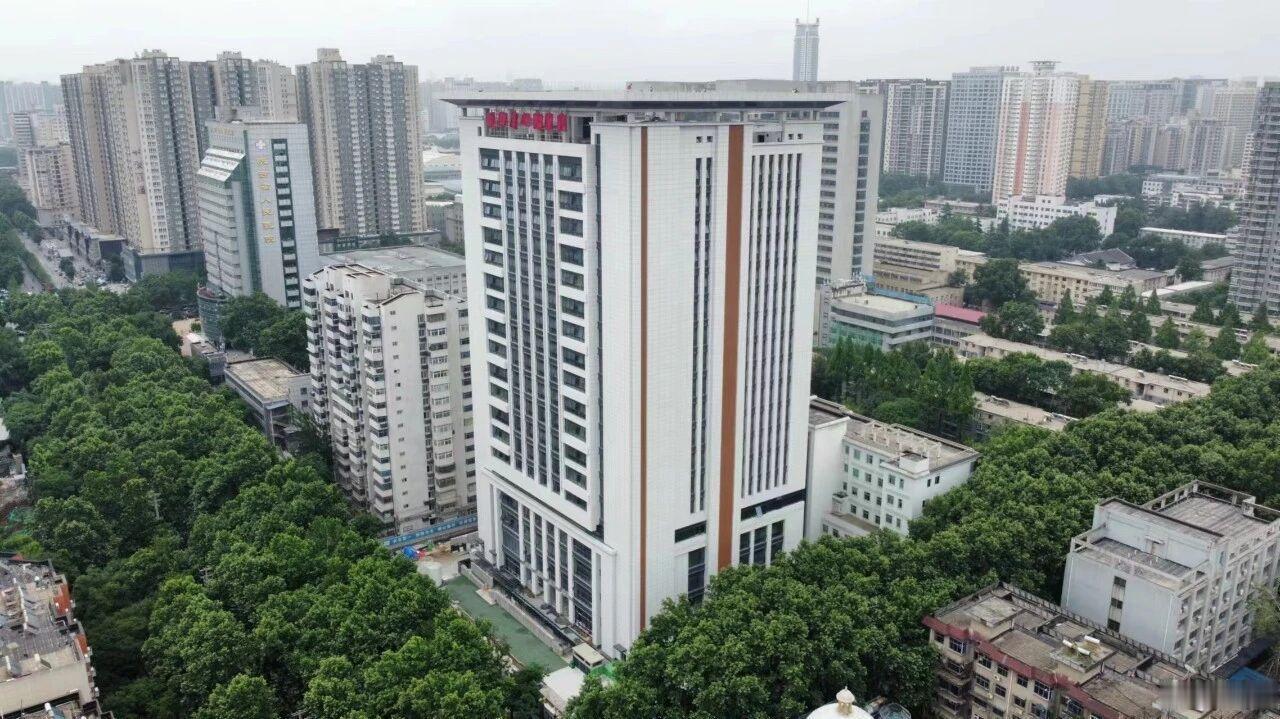 总投资4.8亿！西安核心区重磅医疗民生工程迎来收尾冲刺....

作为省、市、碑